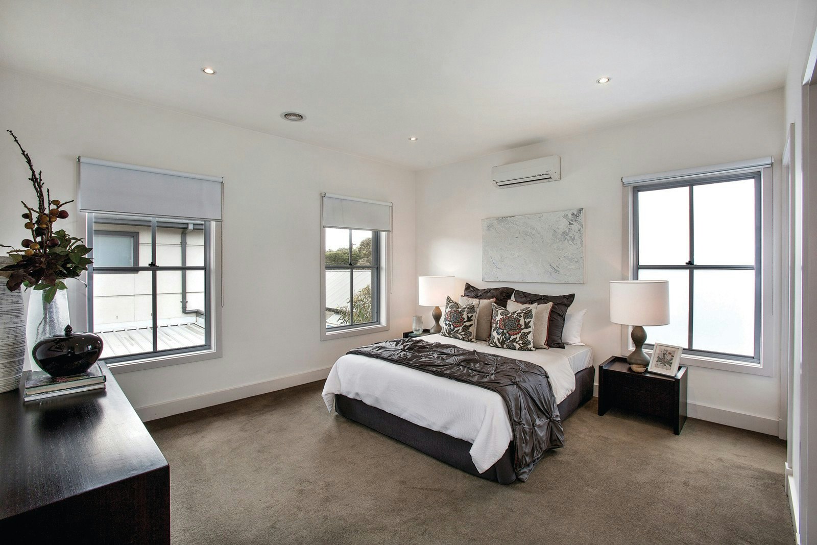 2 Olive Street, Hampton, VIC