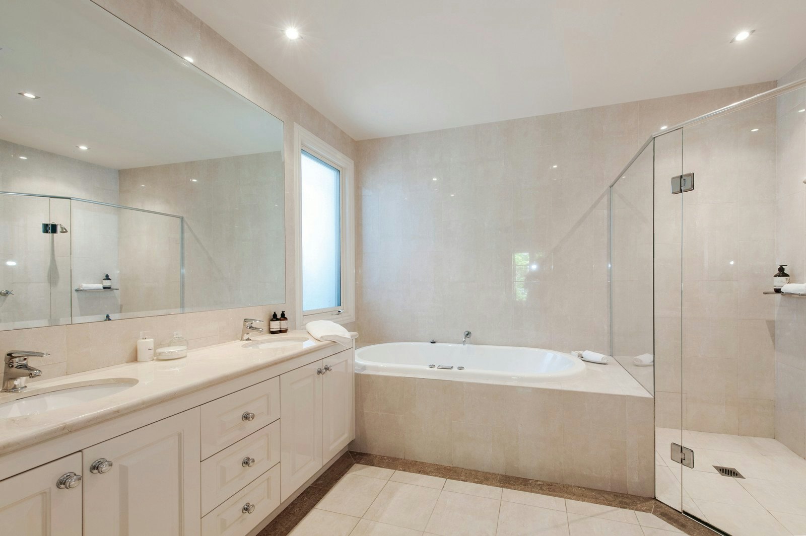 11A Wilson Street, Surrey Hills, VIC