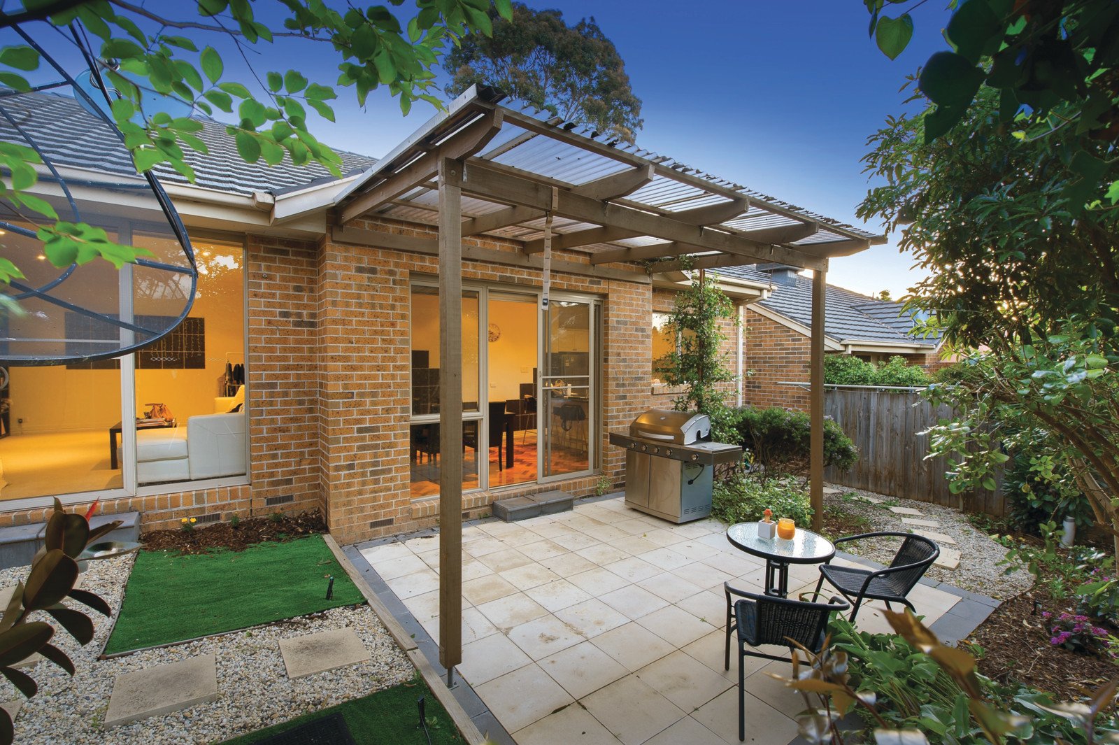 2/30 Broughton Road, Surrey Hills - Thumbnail 5