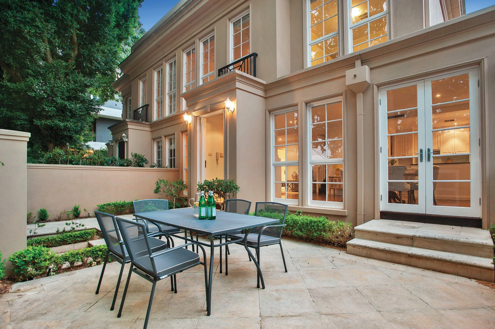 2/40 Grange Road, Toorak, VIC