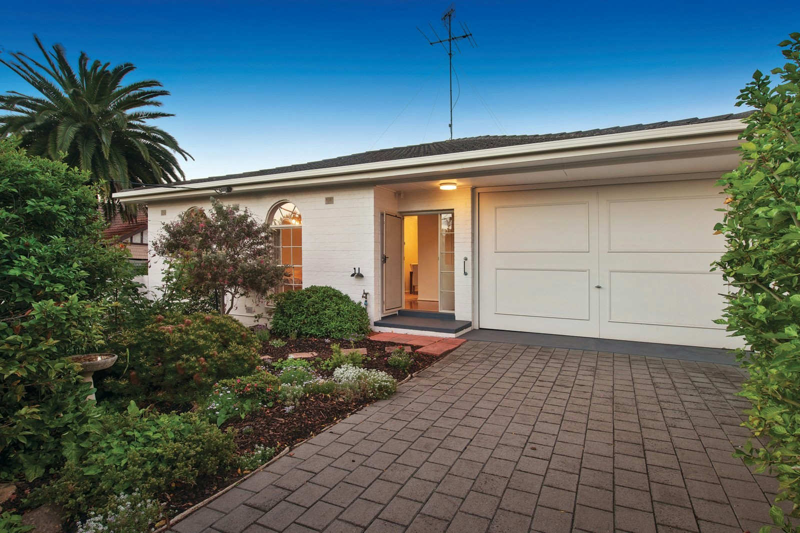 5B Myrtle Avenue, Kew, VIC