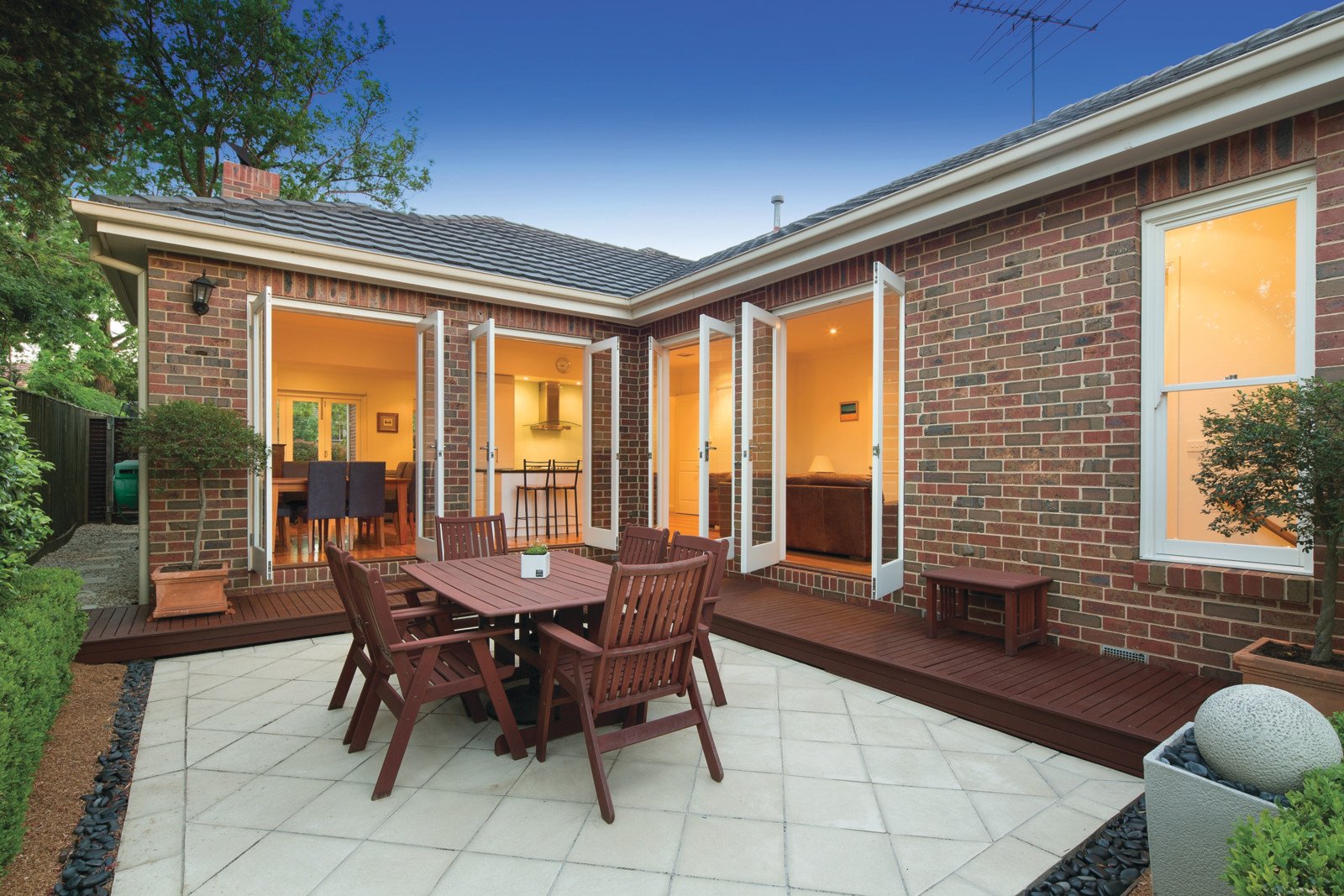 7 St Georges Crescent, Ashburton - Thumbnail 3