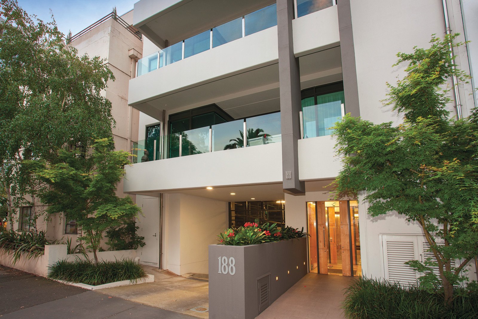 402/188 Albert Road, South Melbourne - Image 1