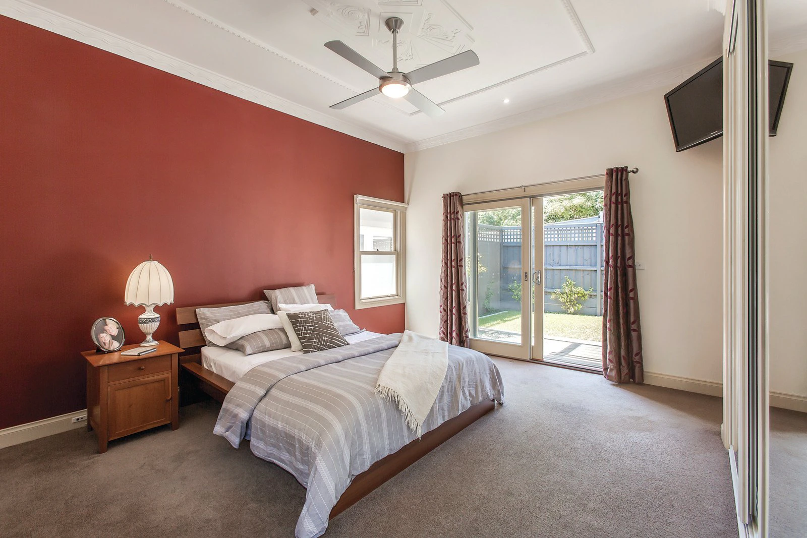 1 Segtoune Street, Kew, VIC