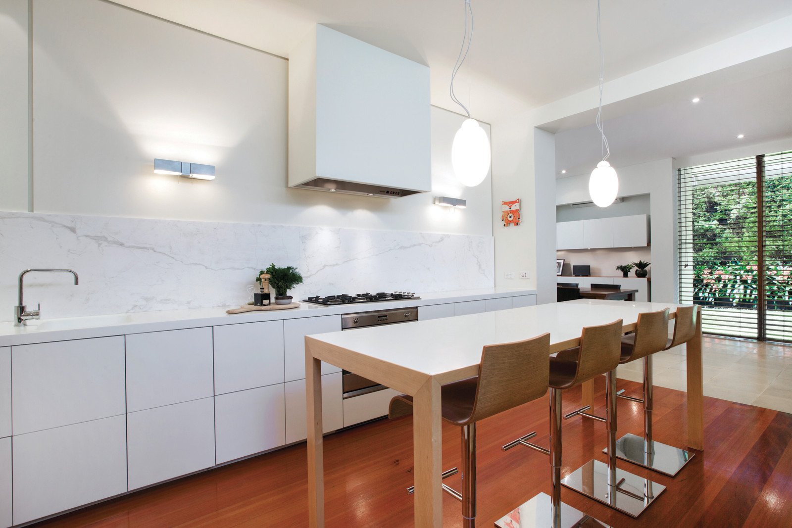 8 Norman Avenue, South Yarra - Thumbnail 6
