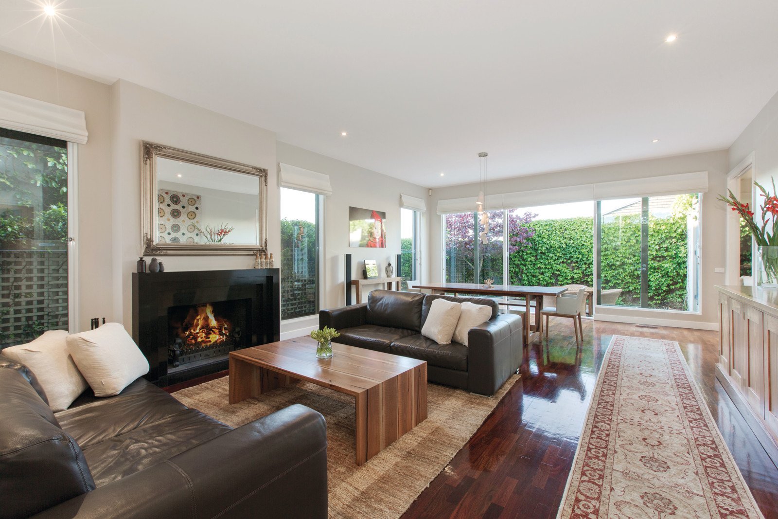 4 Benson Avenue, Toorak - Thumbnail 2