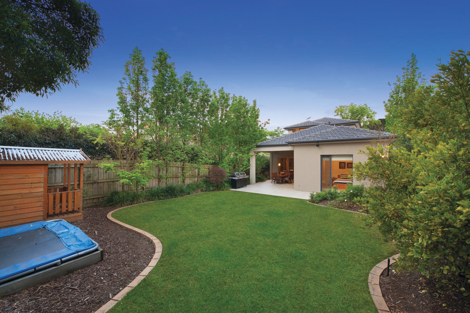 13 Balmoral Crescent, Surrey Hills - Thumbnail 2