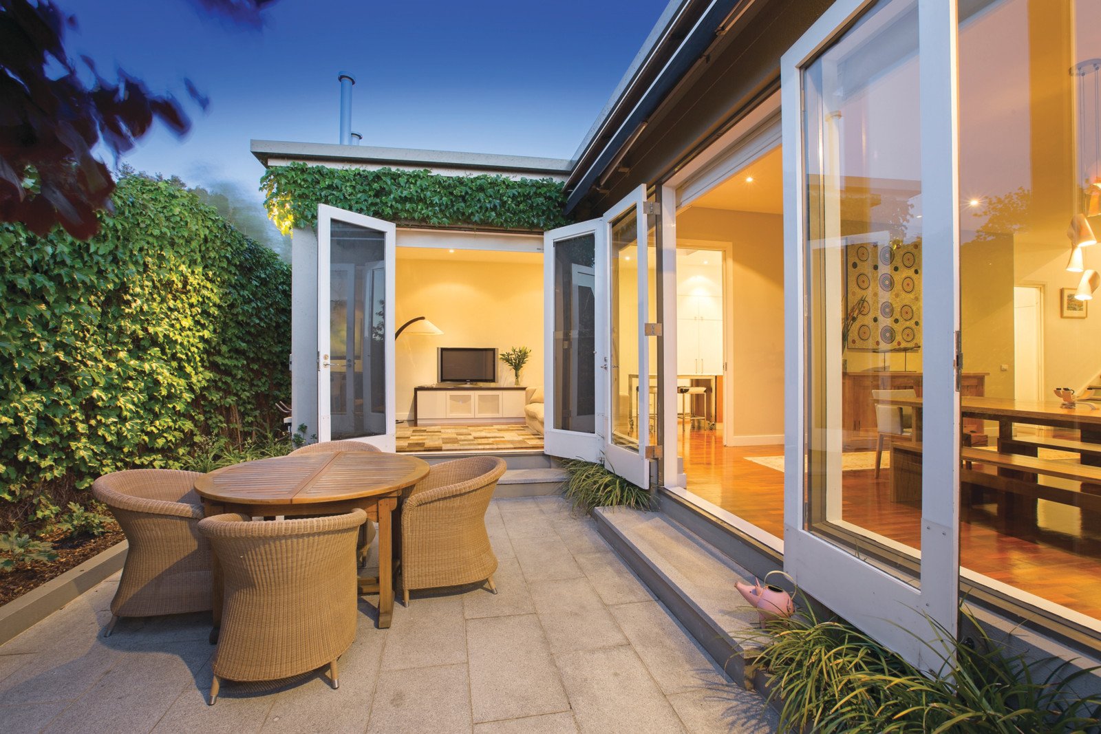4 Benson Avenue, Toorak - Thumbnail 4