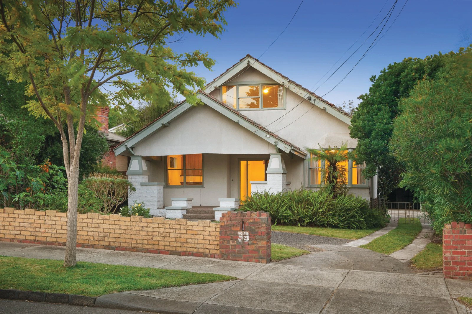 33 Rothesay Avenue, Malvern East, VIC