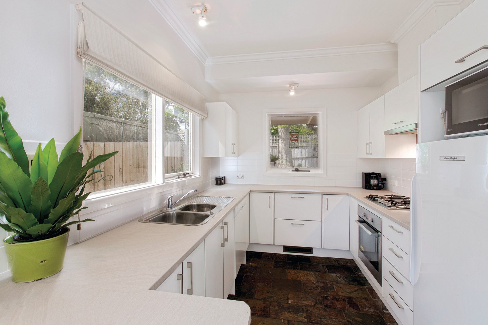 21 Culliton Road, Camberwell - Thumbnail 4