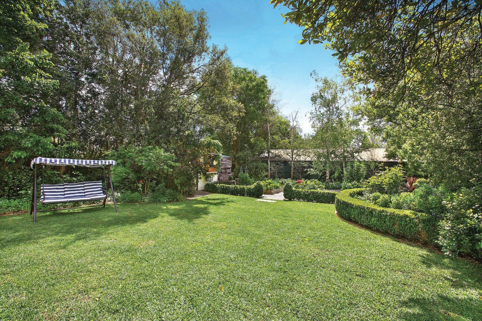 37a Kent Road, Surrey Hills, VIC
