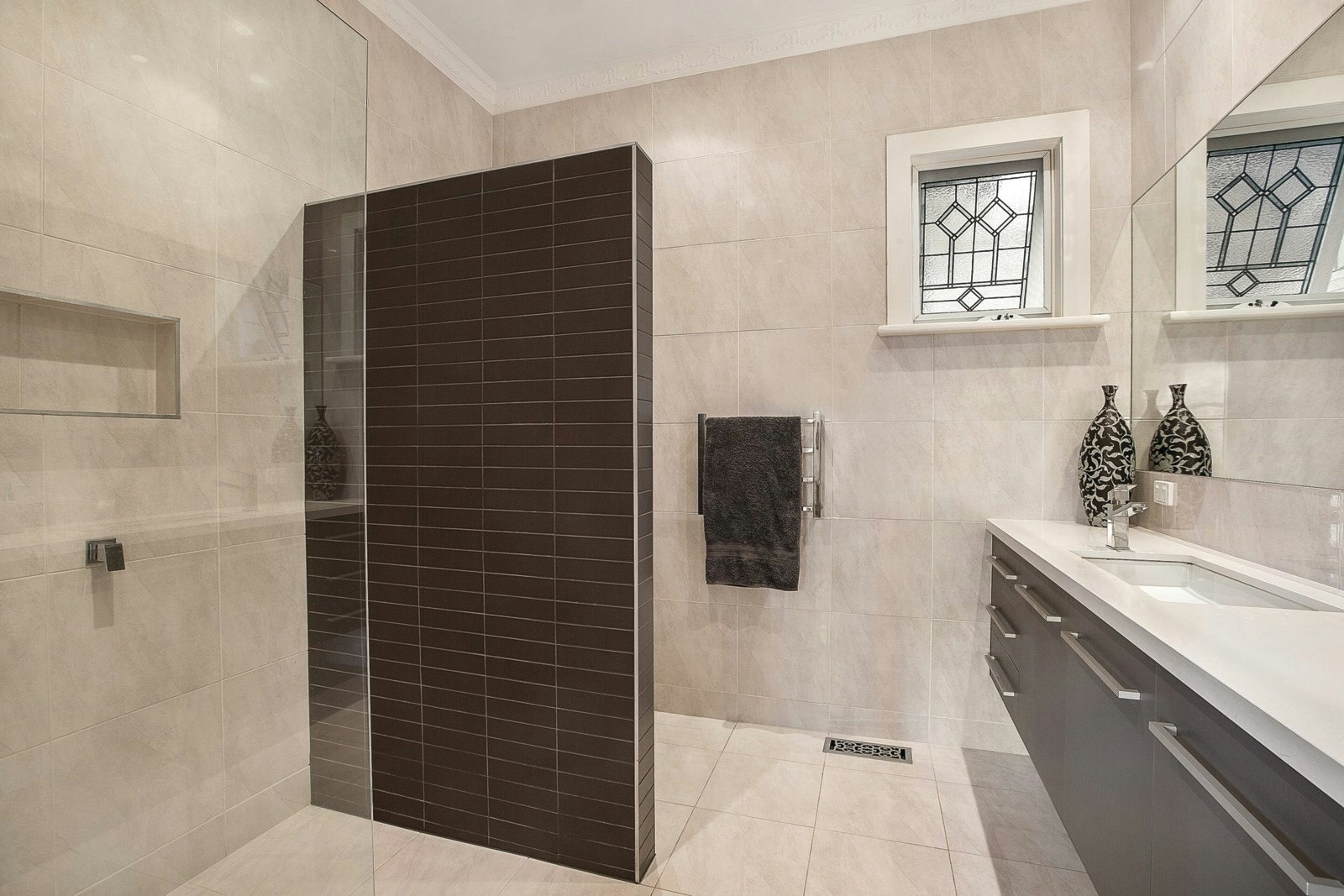 15 Bella Vista Road, Glen Iris, VIC