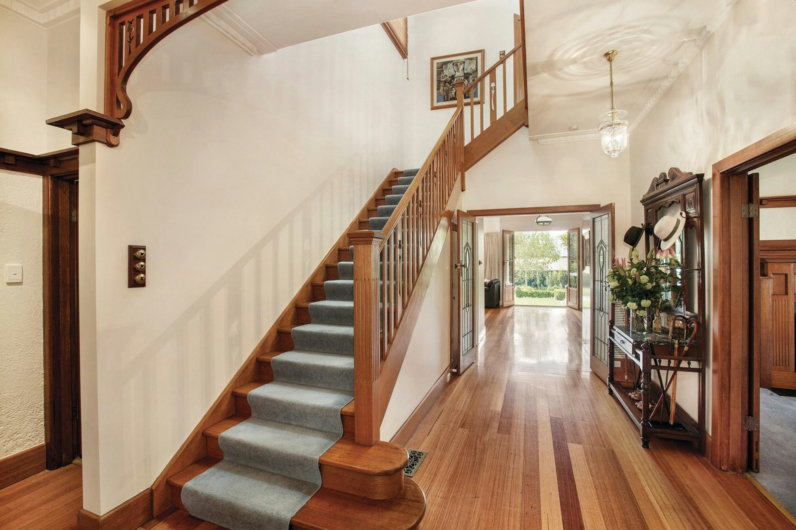 37a Kent Road, Surrey Hills, VIC