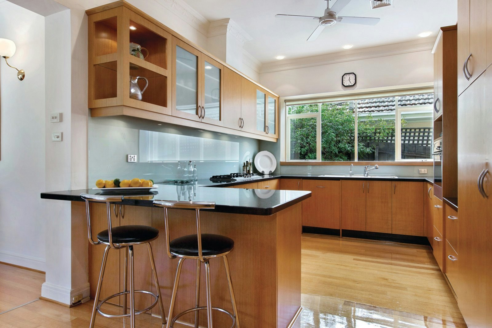 1 Proudfoot Street, Mont Albert, VIC