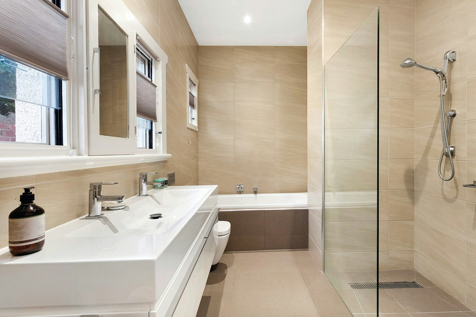 63 Summerhill Road, Glen Iris, VIC