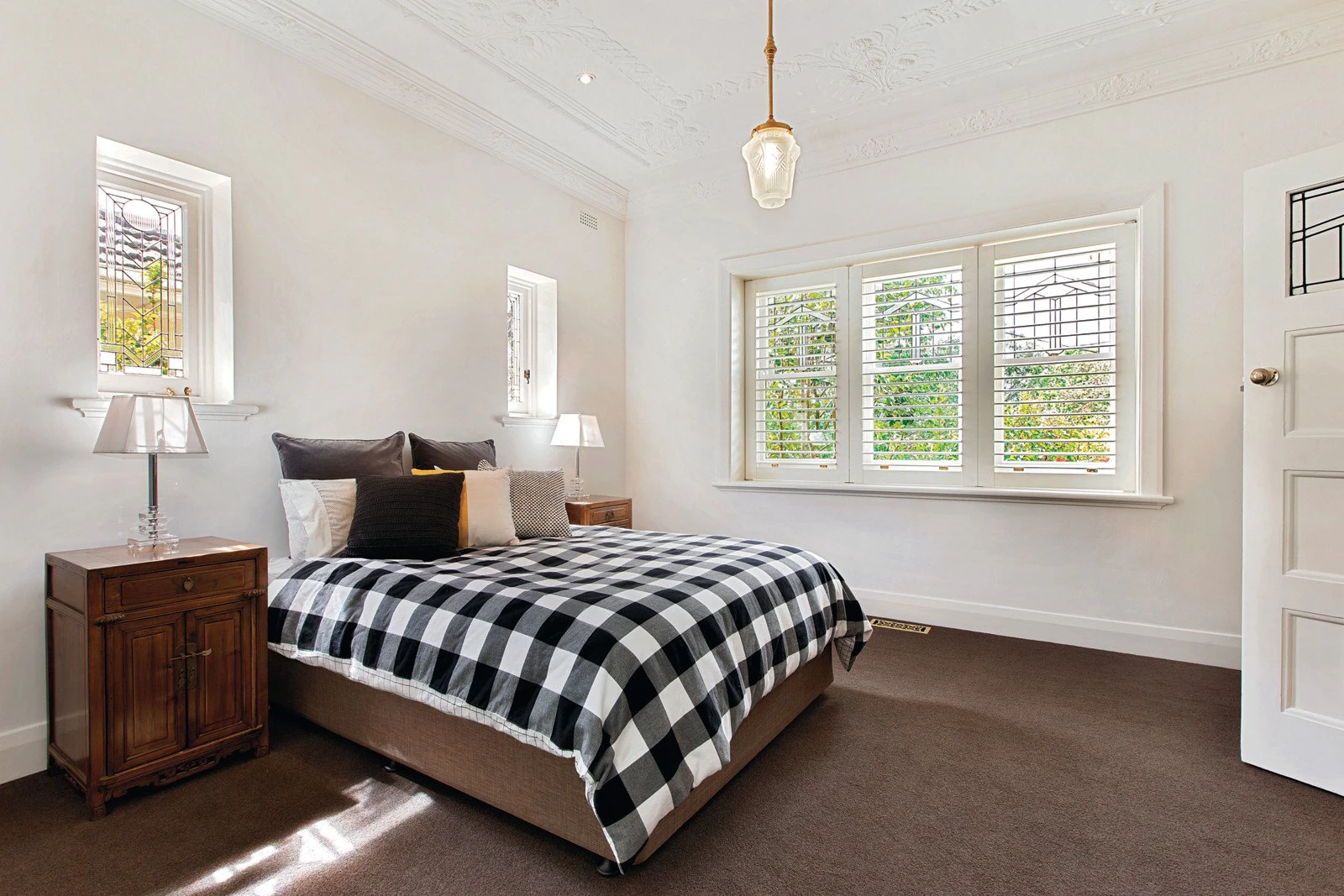 1 Proudfoot Street, Mont Albert, VIC