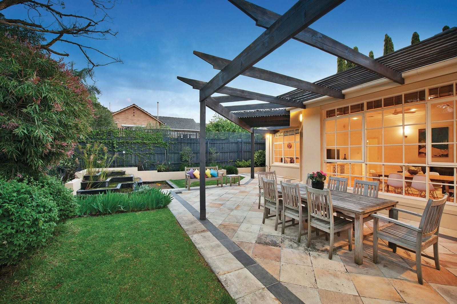 1 Proudfoot Street, Mont Albert, VIC