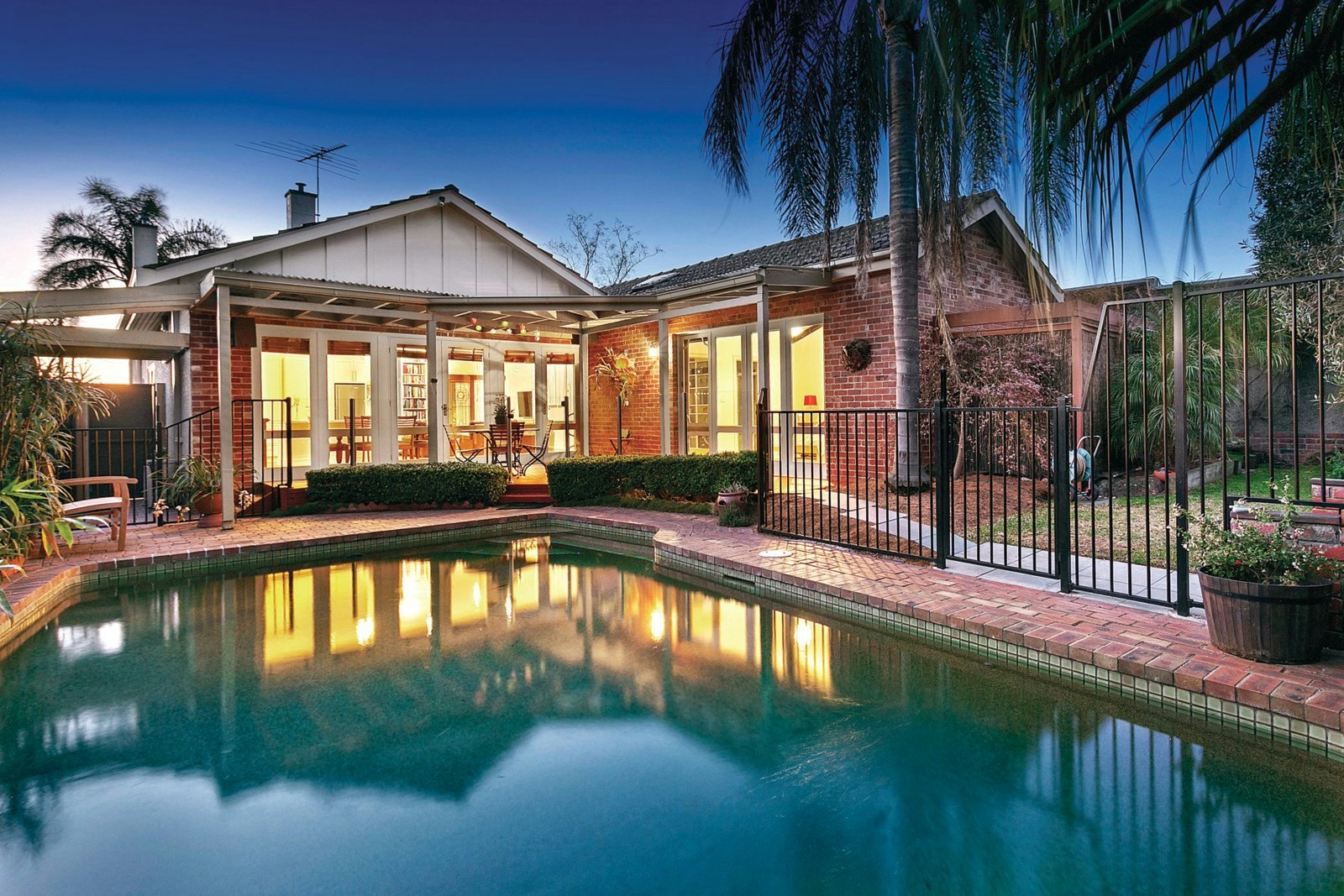 63 Summerhill Road, Glen Iris, VIC