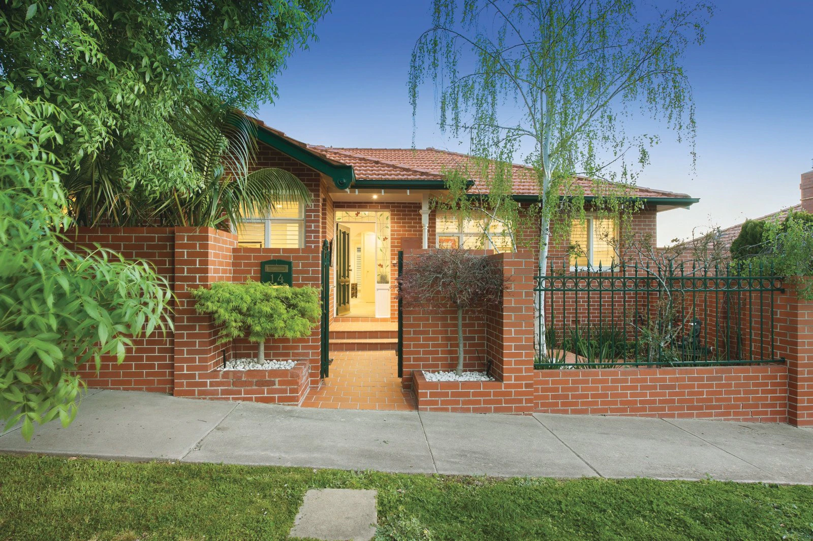 14 Davis Avenue, Camberwell, VIC