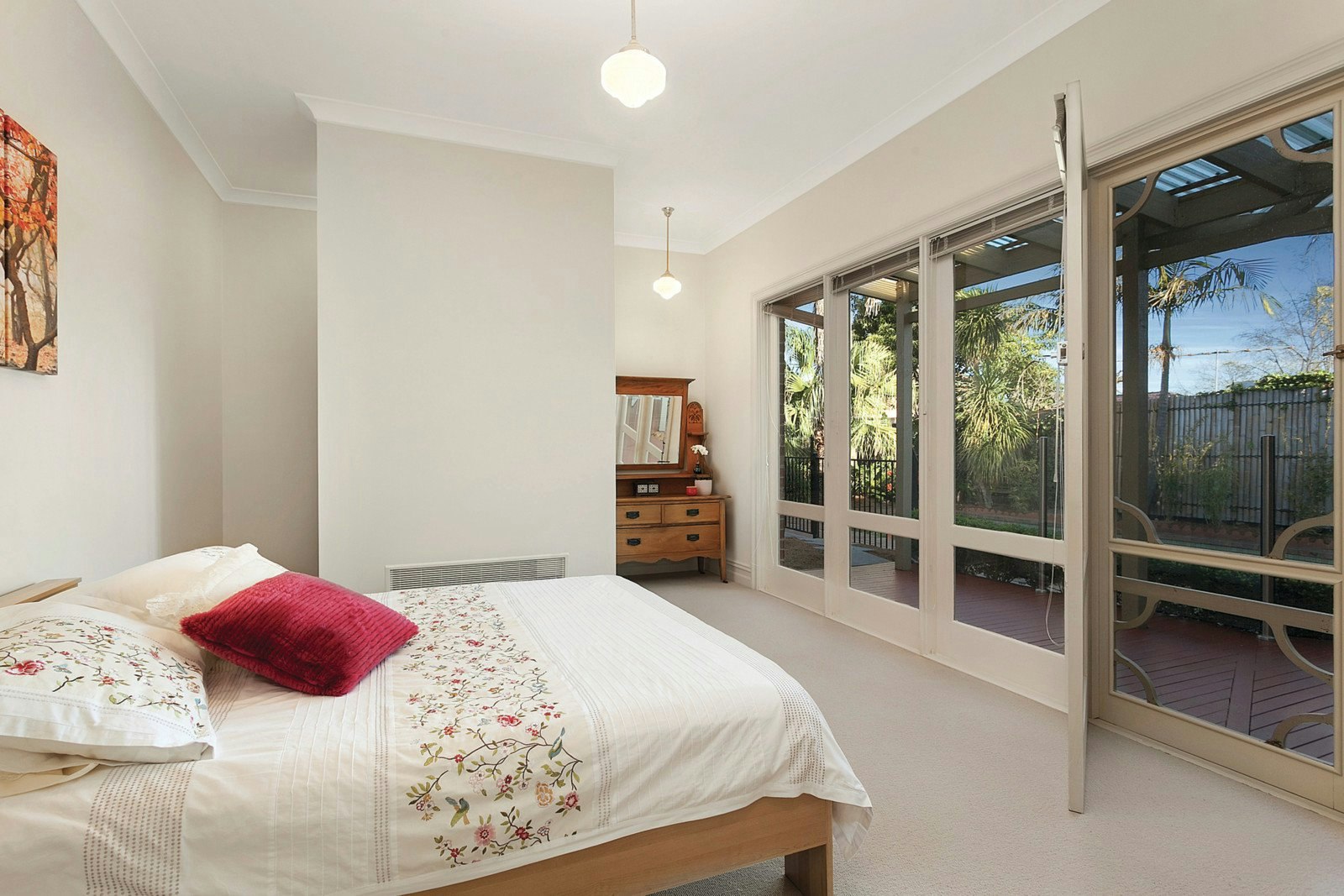 63 Summerhill Road, Glen Iris, VIC