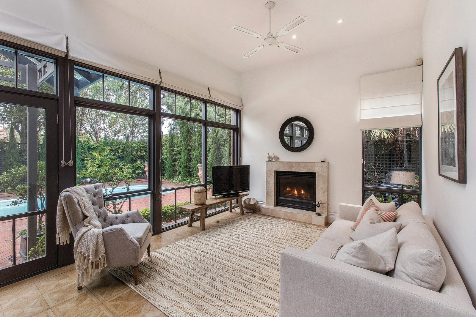 4 Gaynor Court, Malvern, VIC