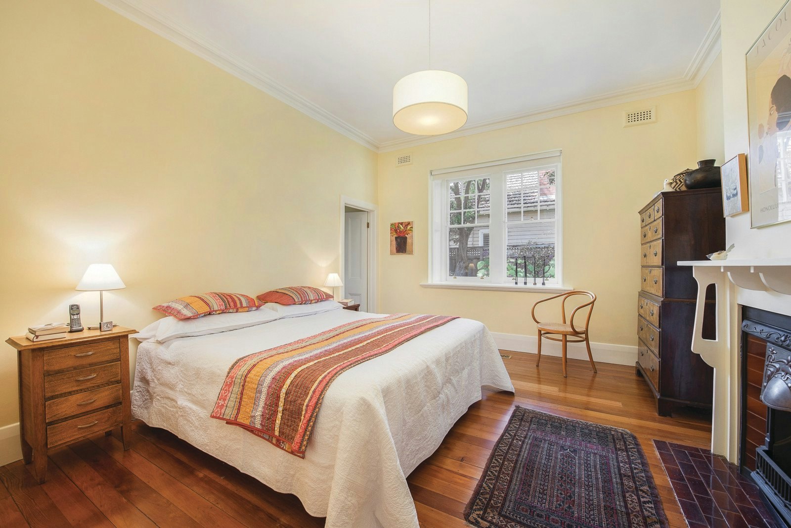 17 Kent Road, Surrey Hills, VIC