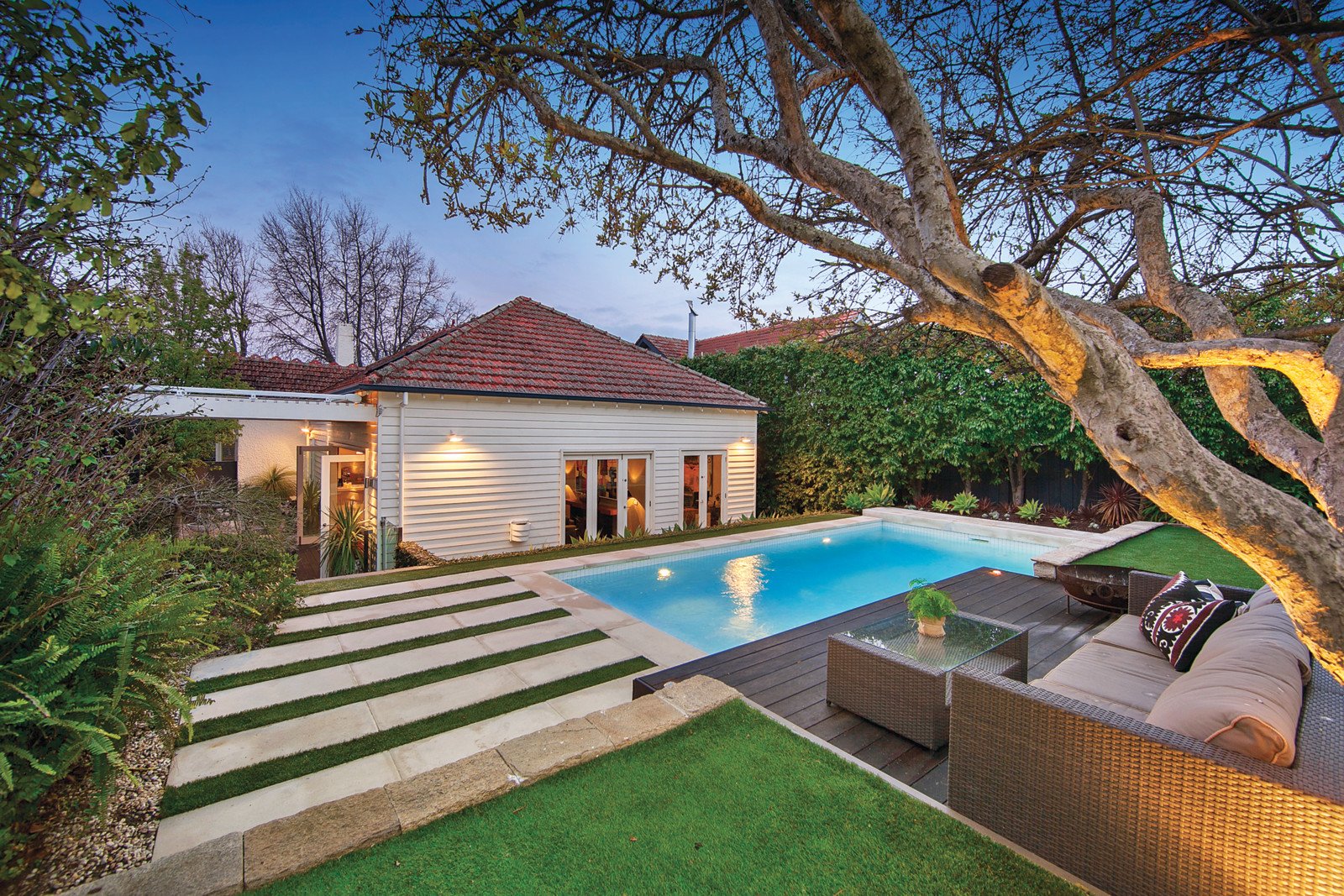 1674 Malvern Road, Glen Iris - Thumbnail 2