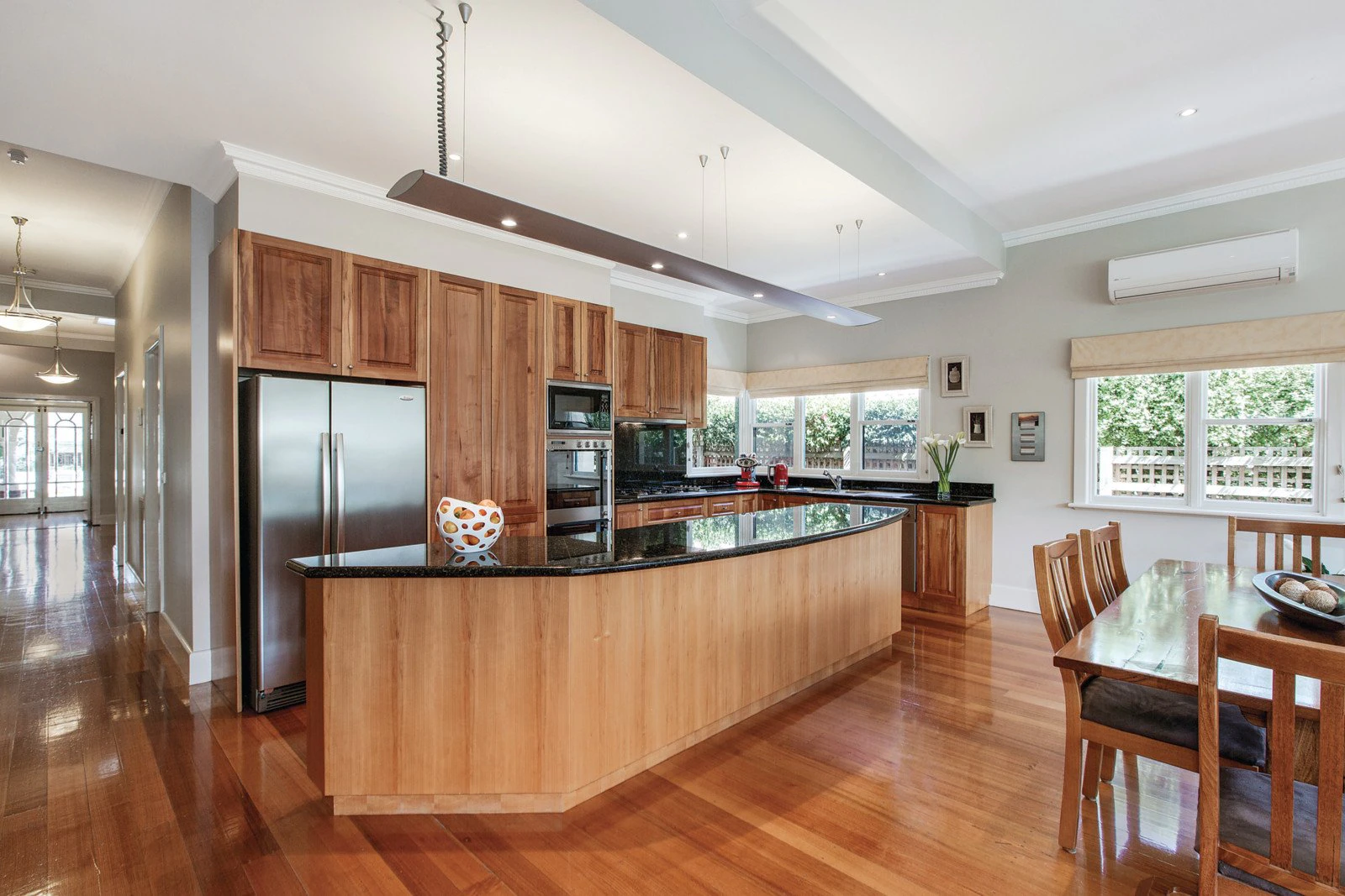 11 Bringa Avenue, Camberwell, VIC