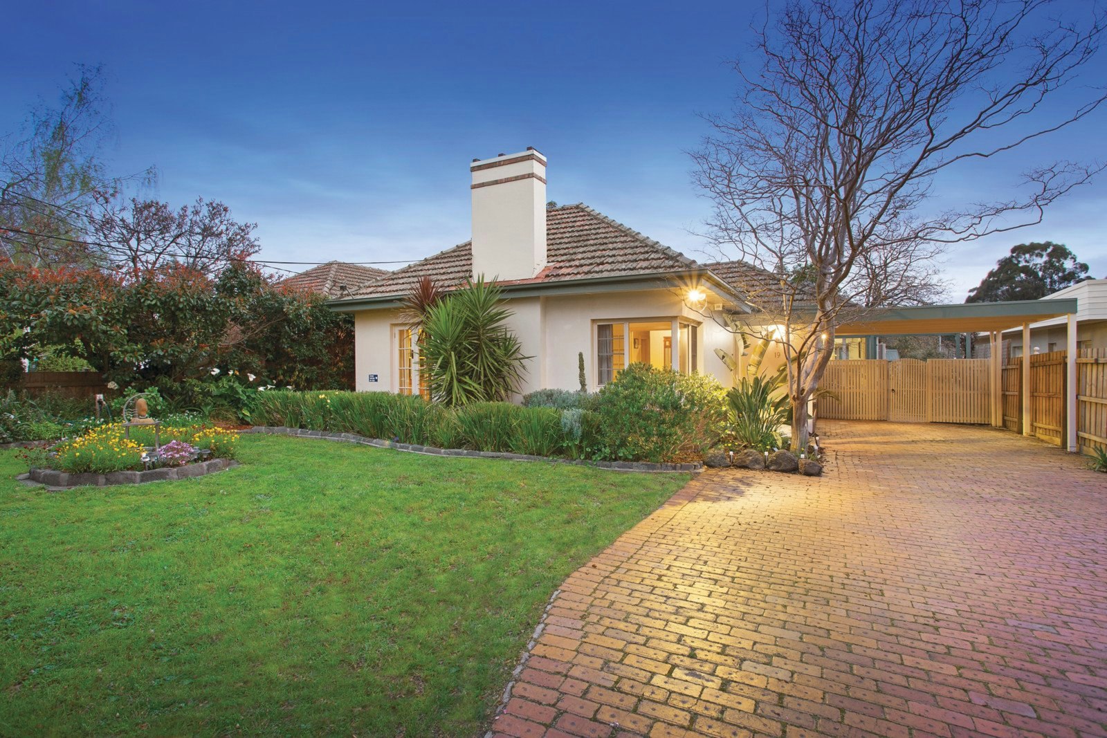 19 Park Road, Surrey Hills, VIC