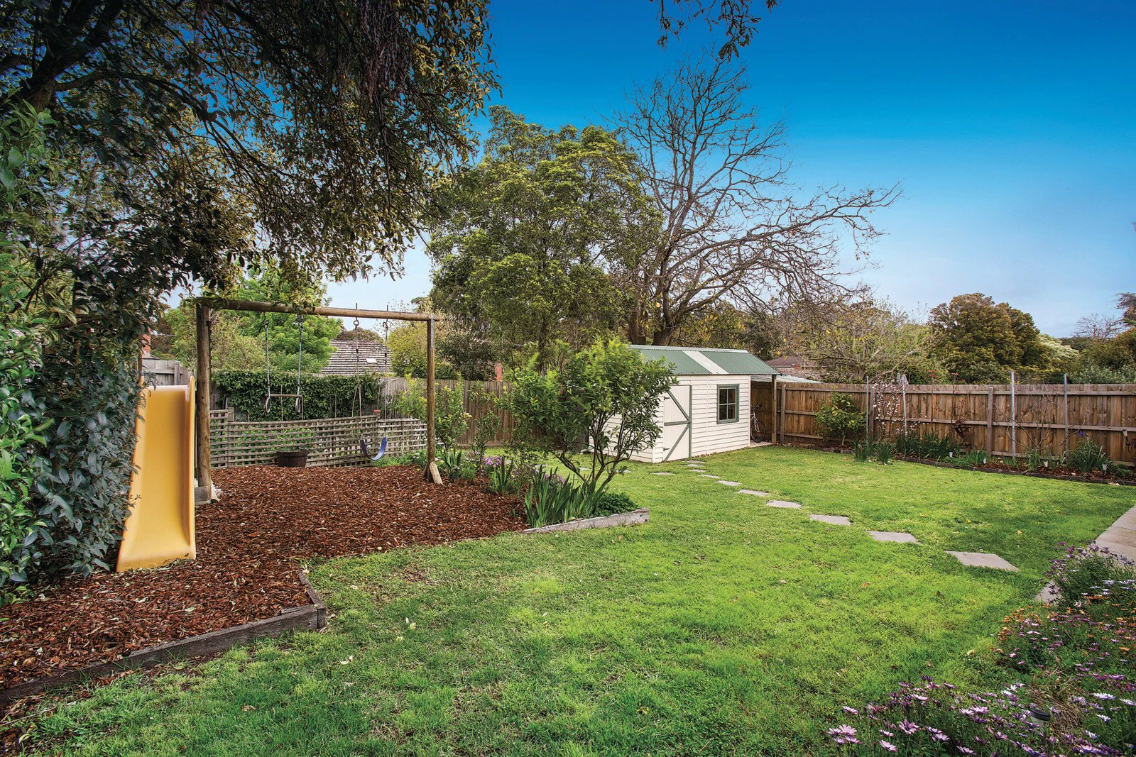 19 Park Road, Surrey Hills, VIC
