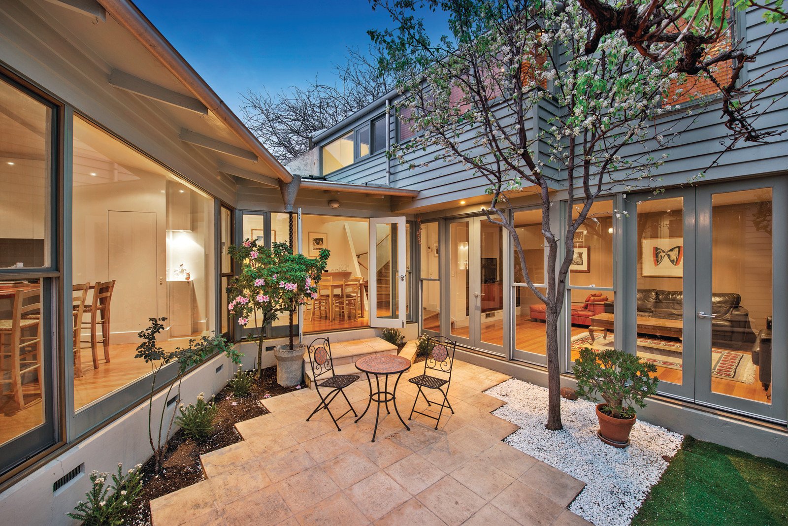 11 St Vincent Street, Albert Park - Thumbnail 2