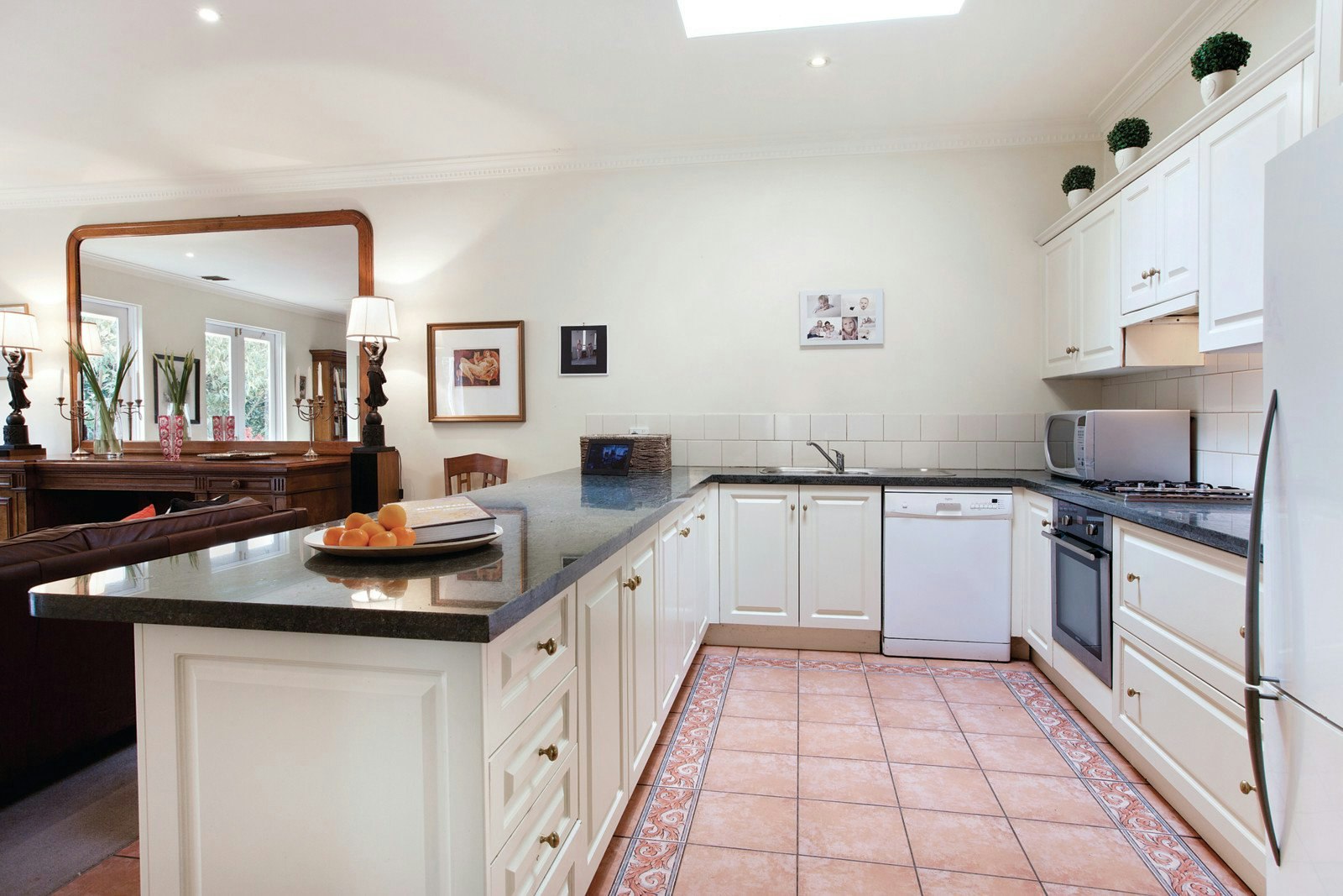 698 Toorak Road, Malvern, VIC