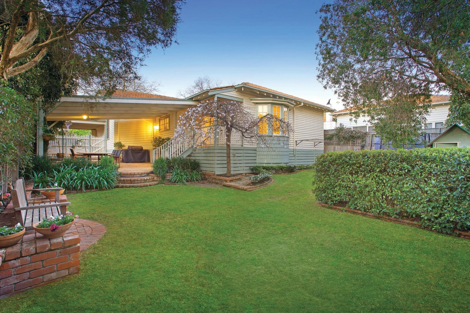 2 Denman Avenue, Glen Iris, VIC