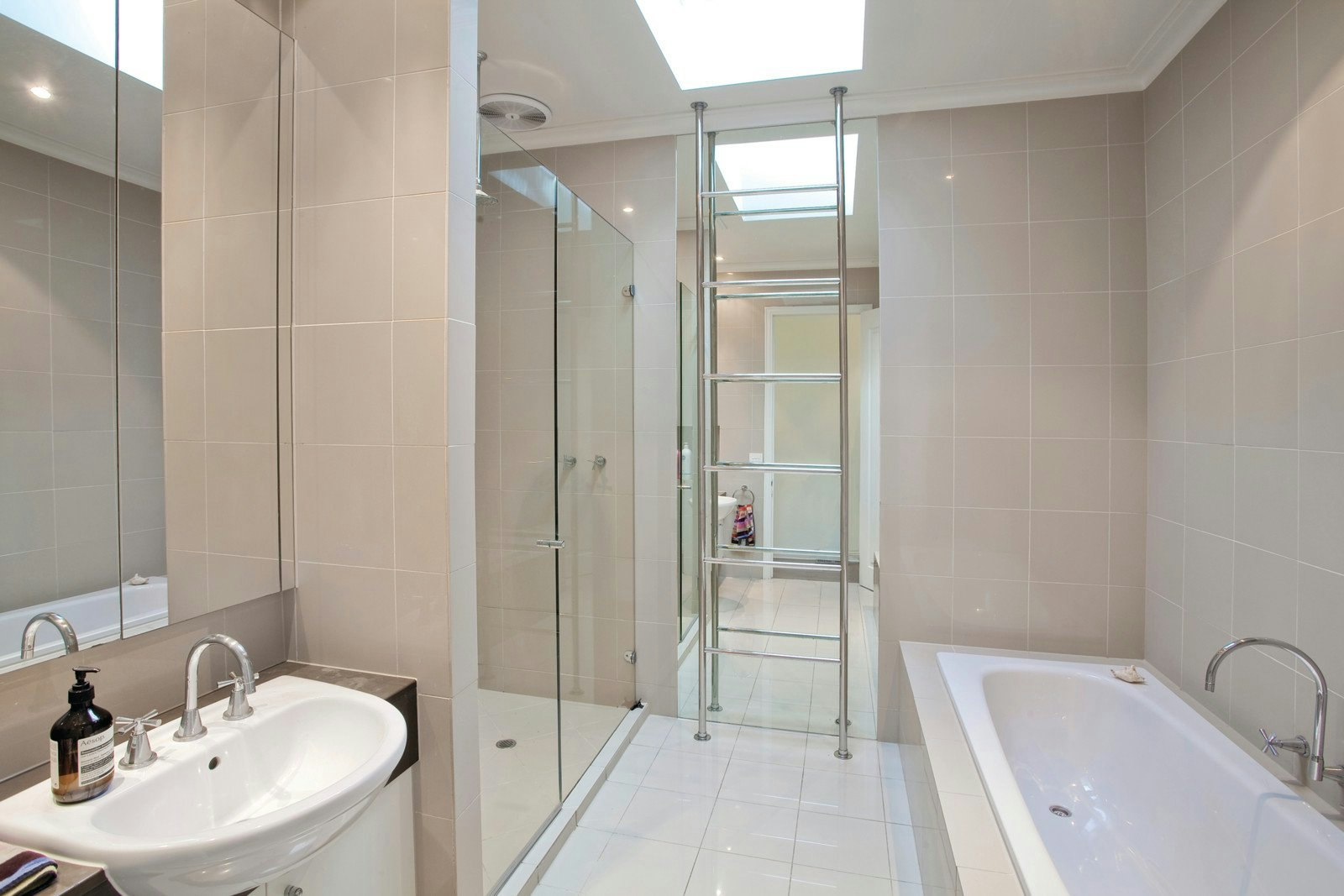 15 Dunlop Avenue, Kew, VIC