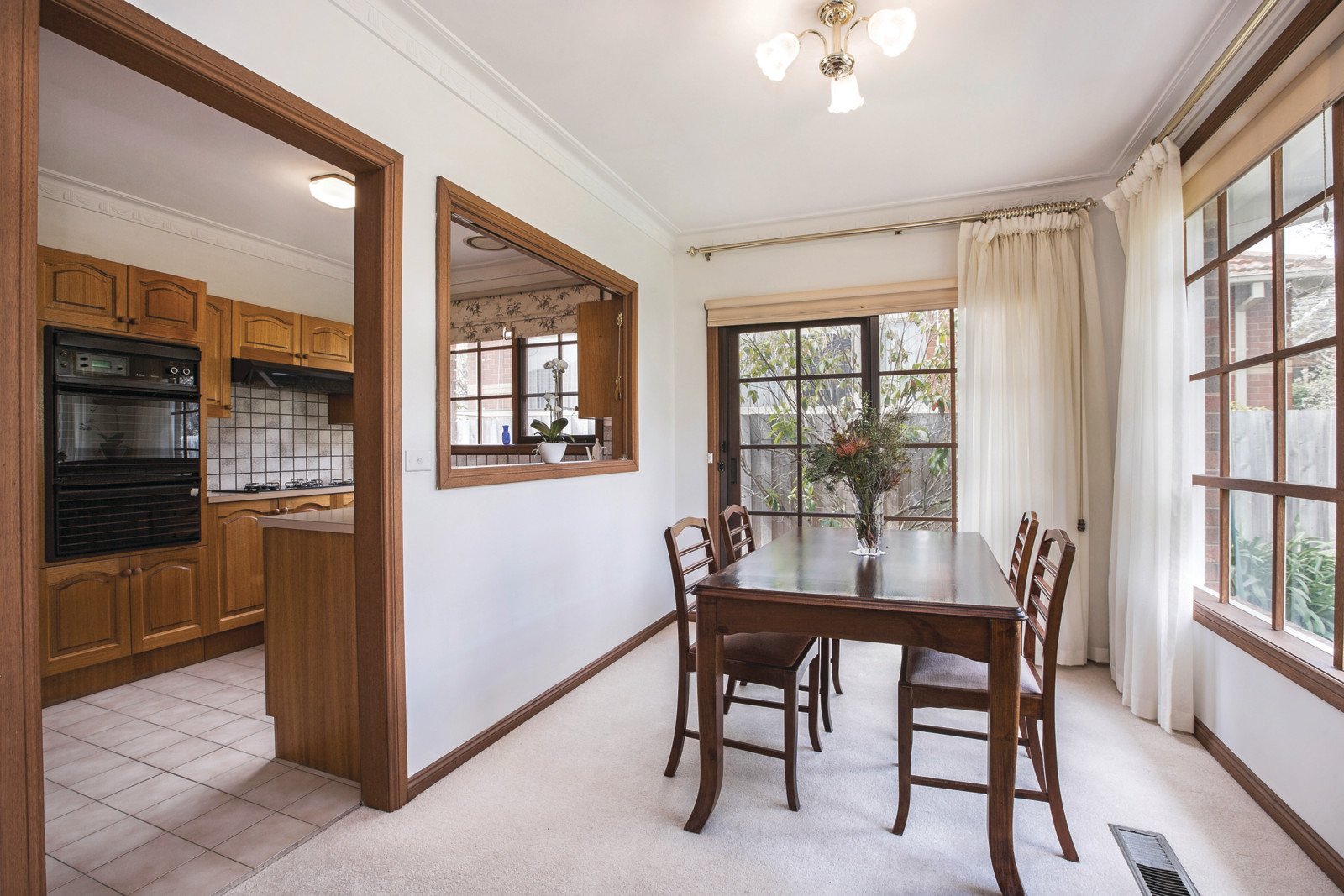 2/20 Hamilton Street, Kew East - Thumbnail 3