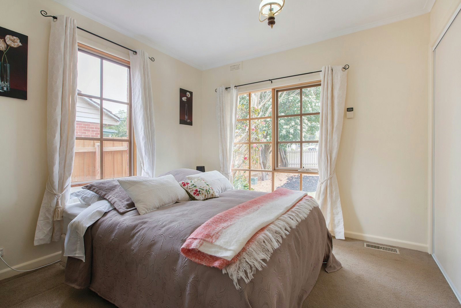 48 Baird Street, Ashburton, VIC