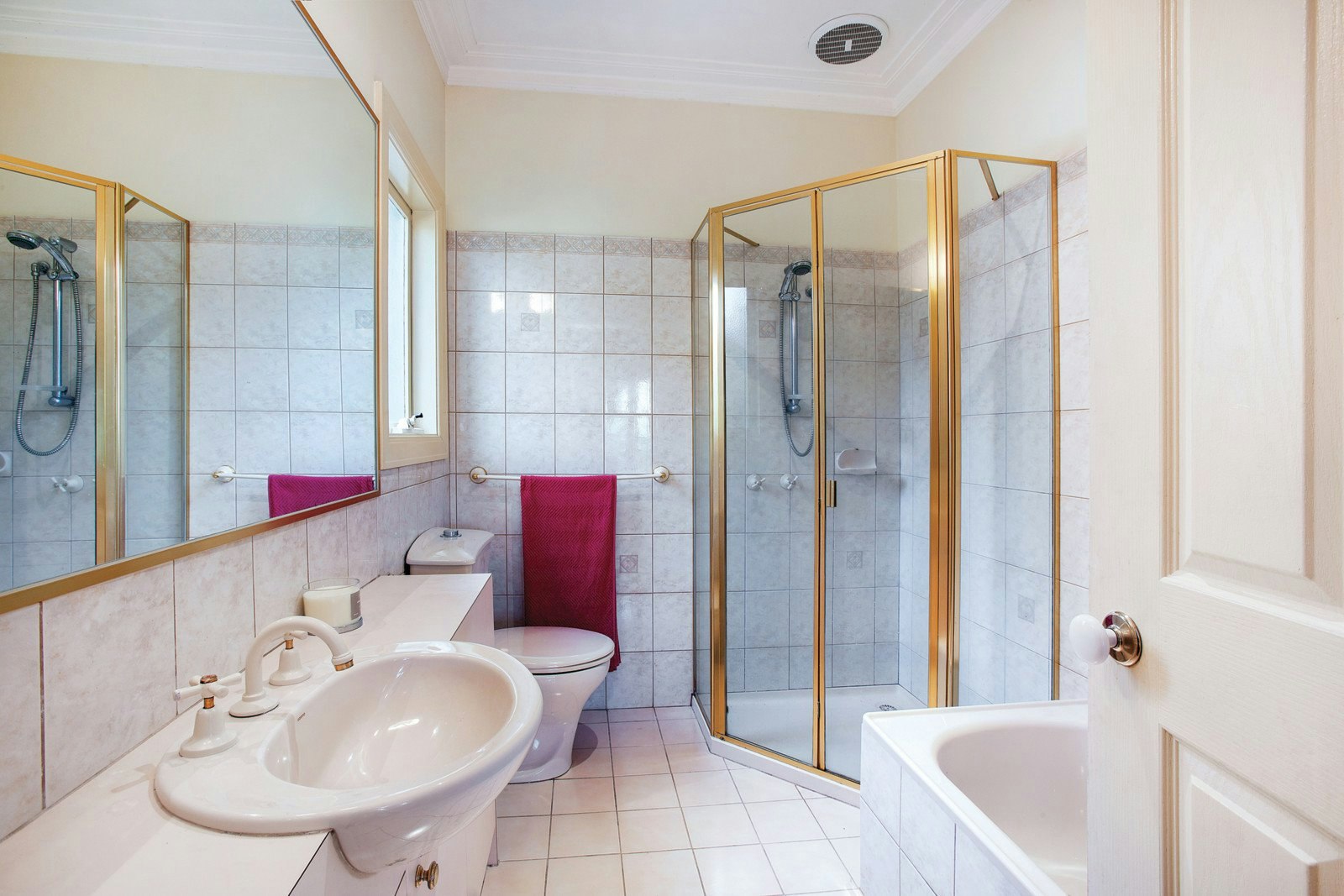 1/70 Relowe Crescent, Mont Albert North, VIC