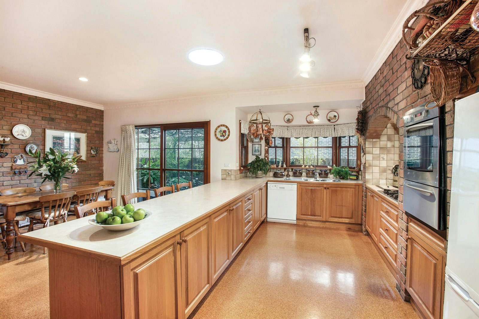 19 Estella Street, Glen Iris, VIC