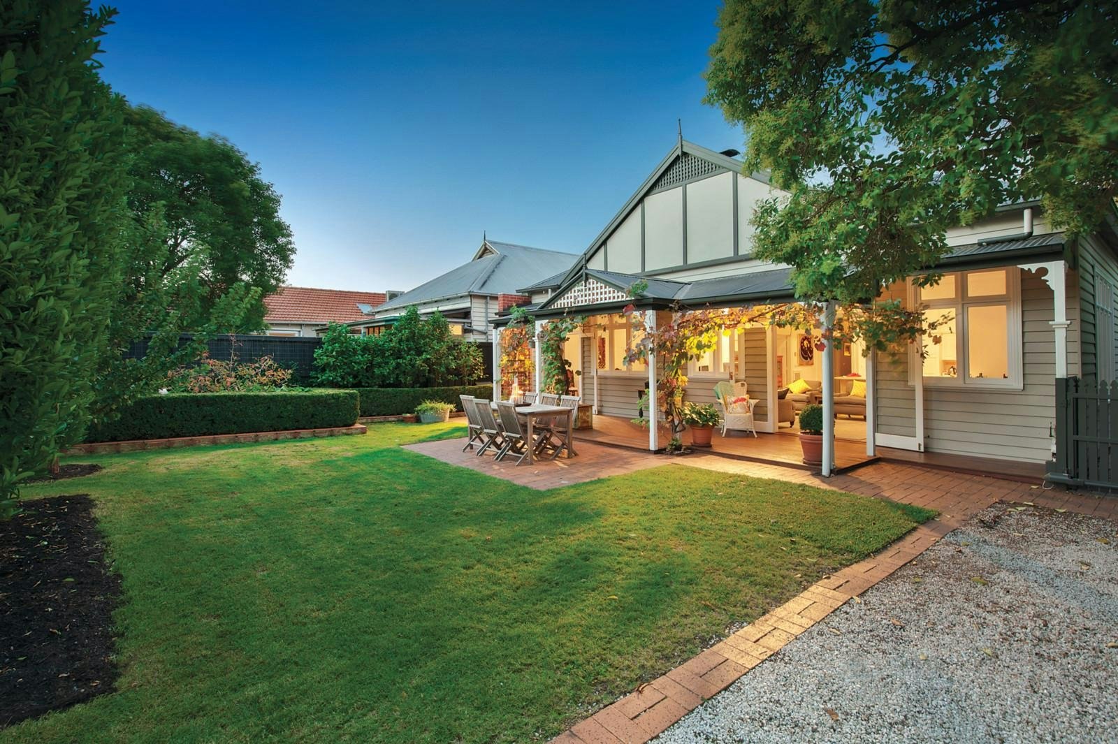 13 Warley Road, Malvern East, VIC