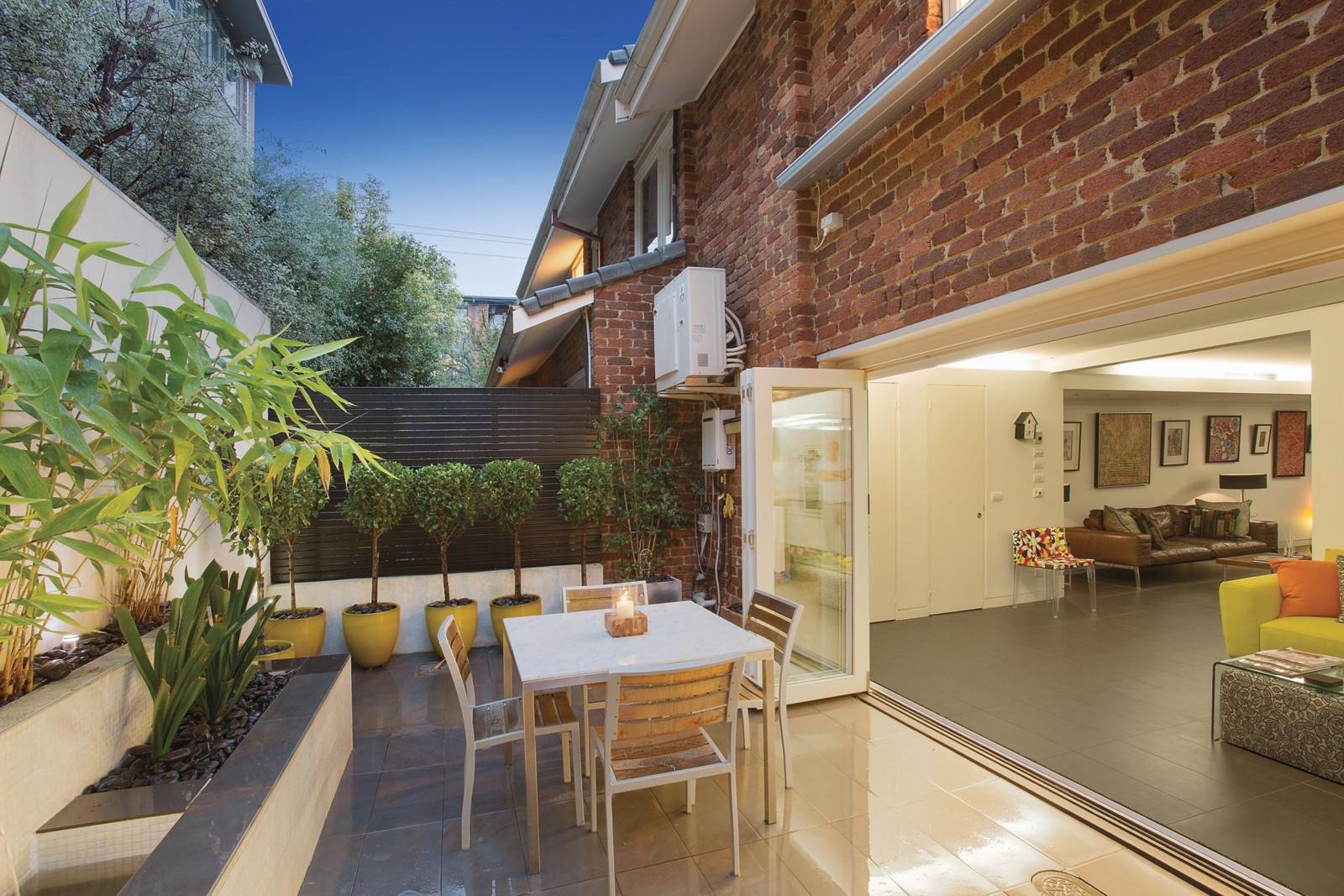 2/17 Kensington Road, South Yarra - Thumbnail 8