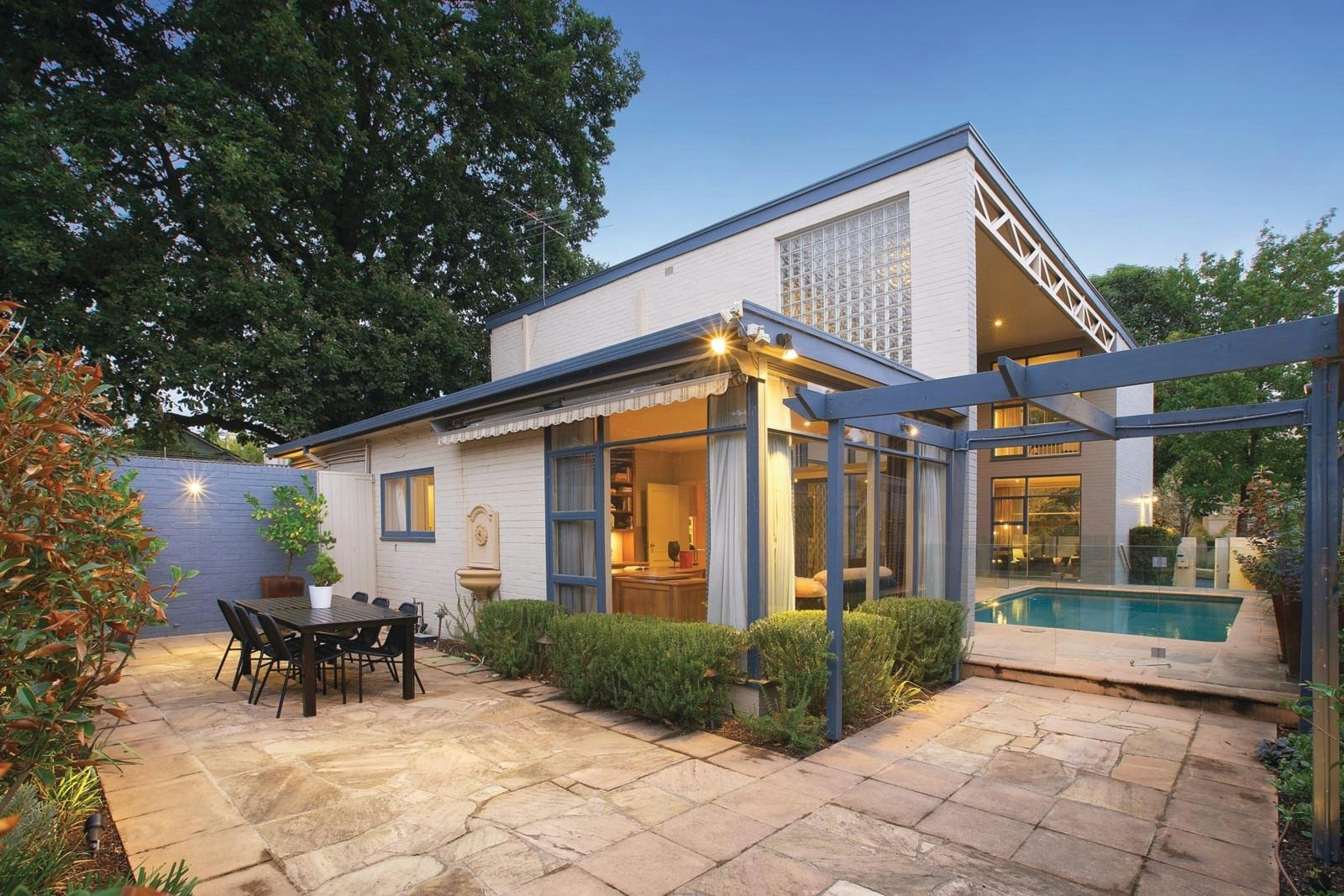 4 Woorigoleen Road, Toorak, VIC