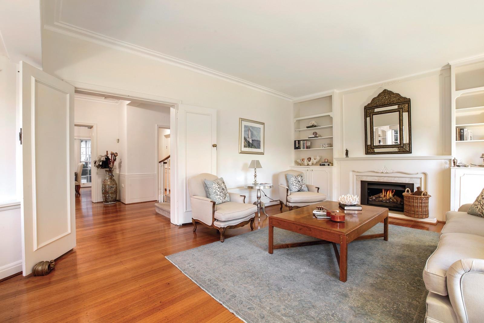 10 Merriwee Crescent, Toorak - Thumbnail 4