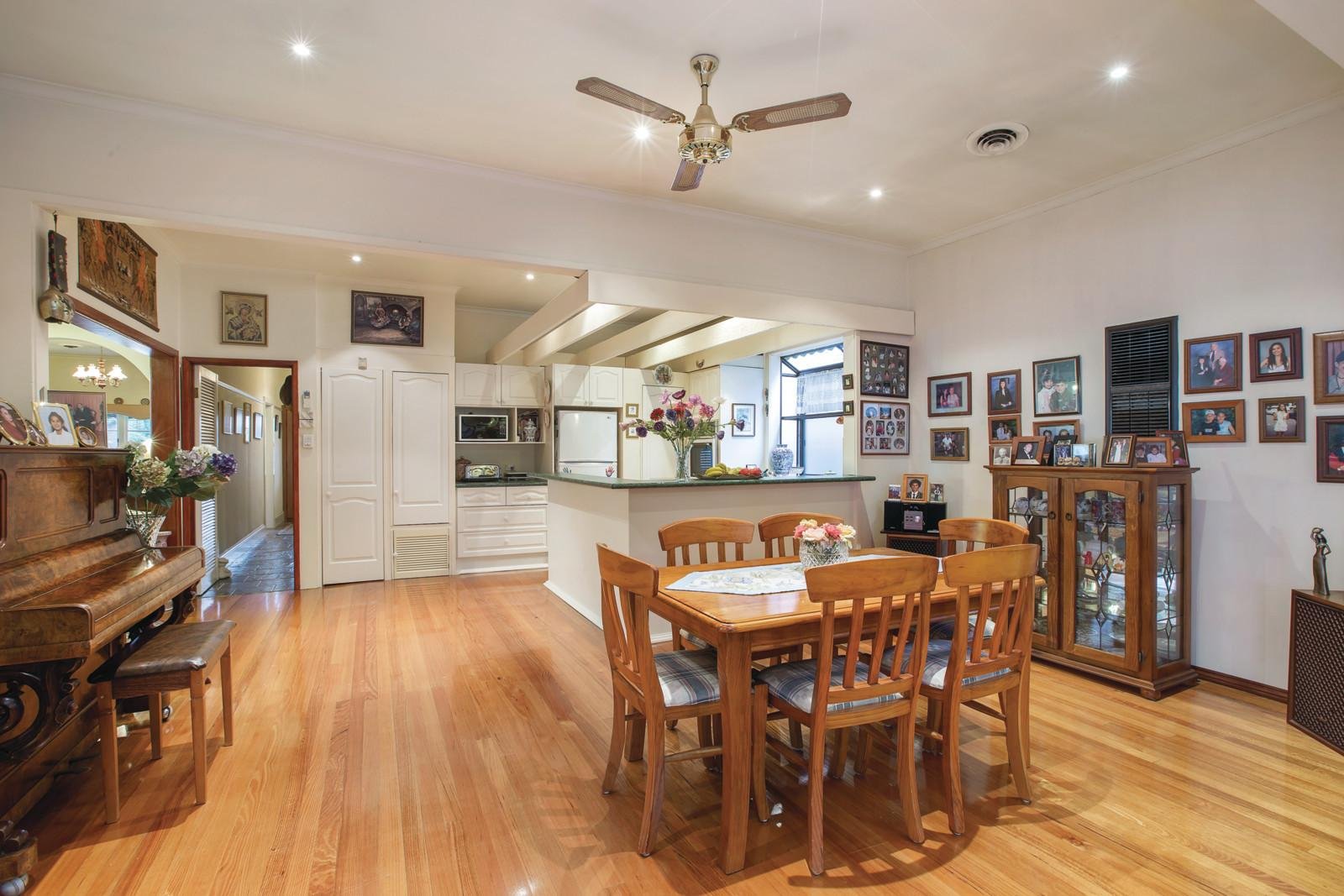 49 Hughes Street, Malvern East - Thumbnail 2
