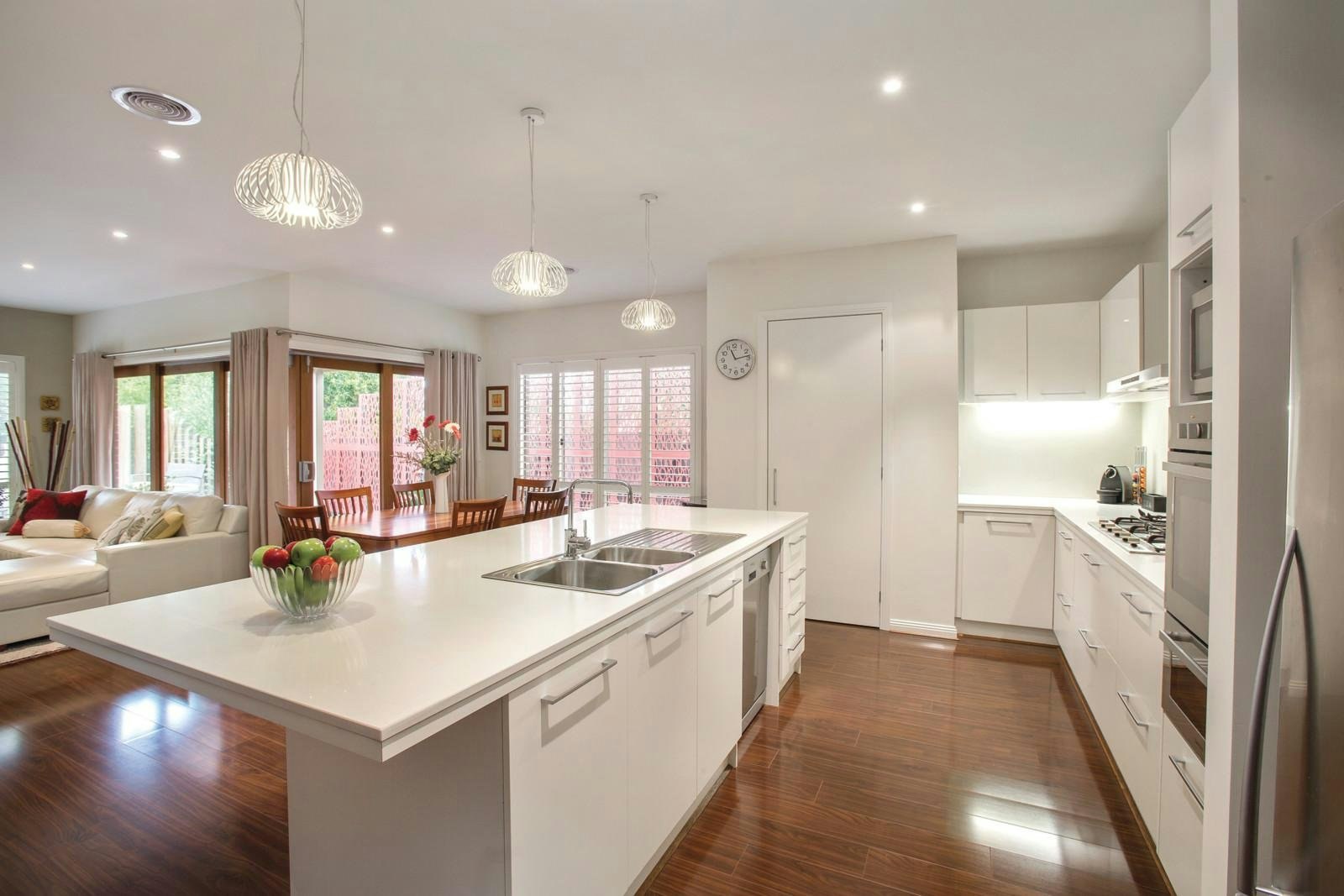 9 Bella Vista Road, Glen Iris, VIC