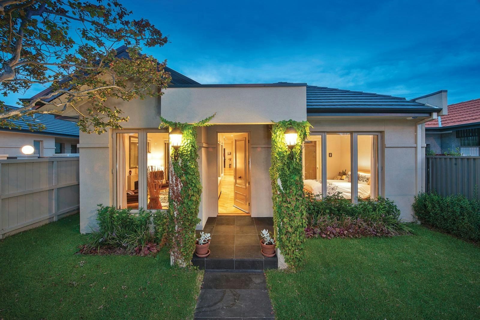 2/64 Burke Road, Malvern East, VIC