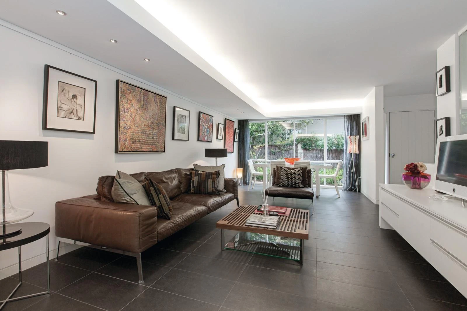 2/17 Kensington Road, South Yarra, VIC