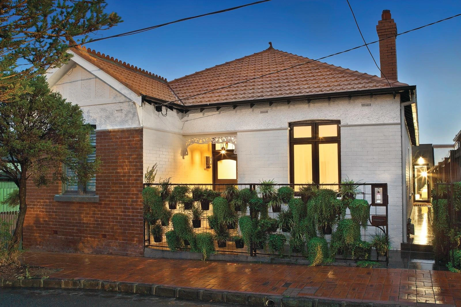 8 William Street, Armadale, VIC