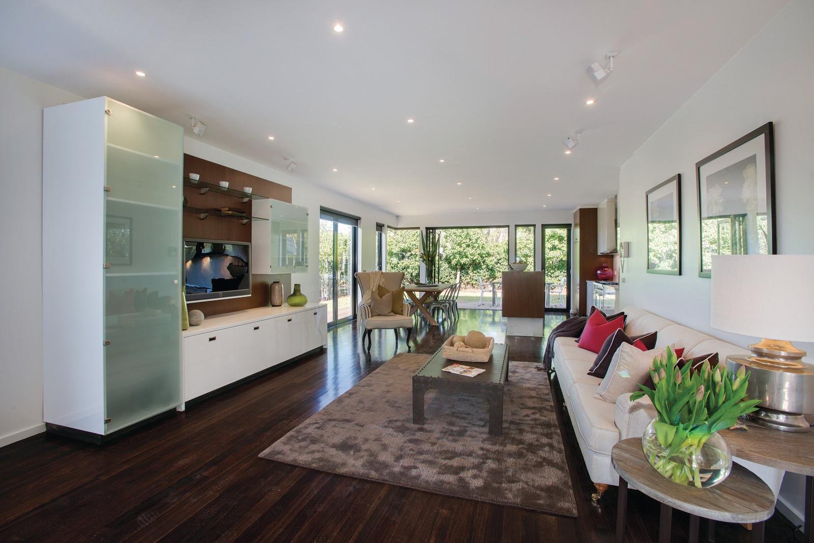6 Lawnhill Road, Malvern - Thumbnail 3