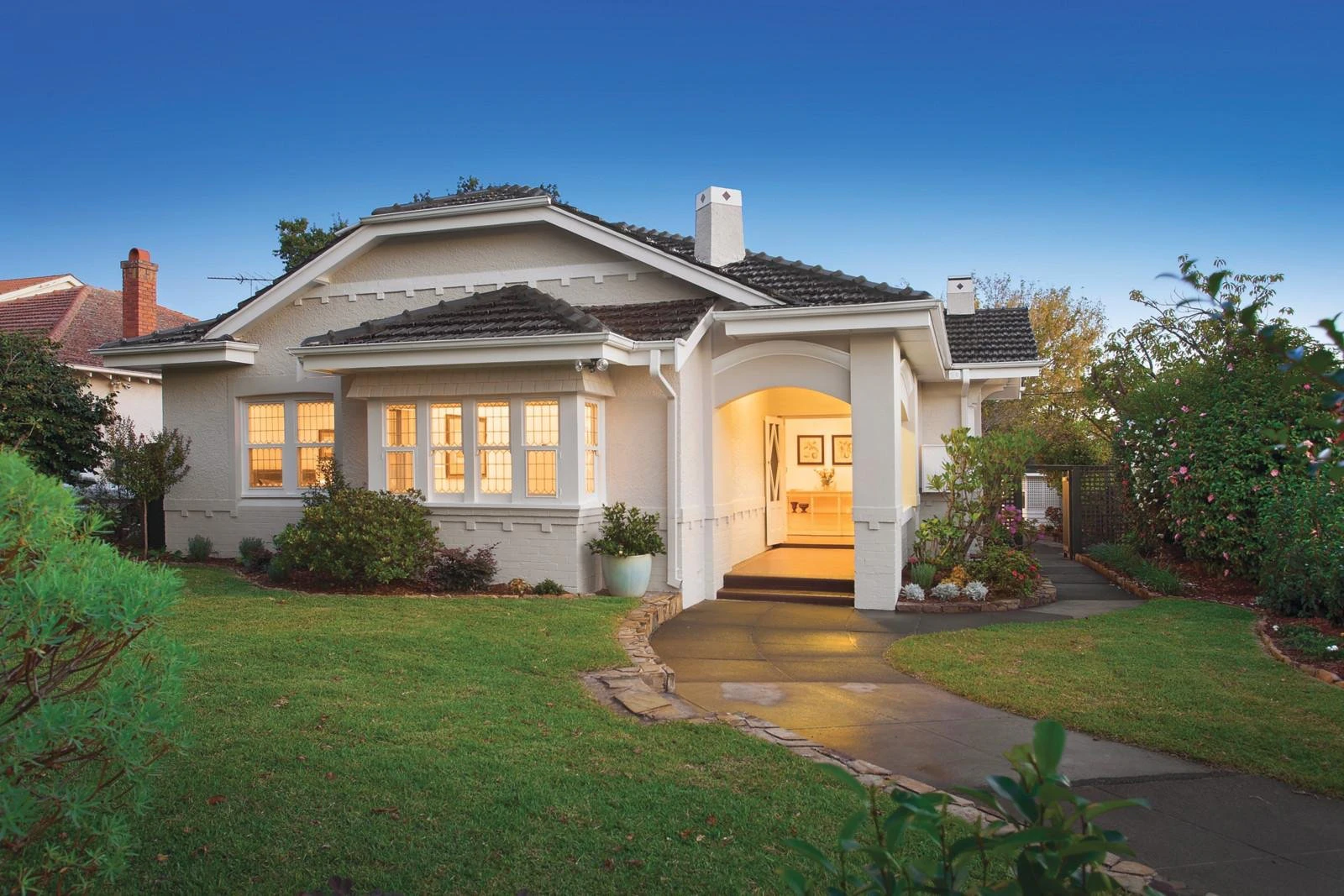 2 Heatherleigh Place, Malvern East, VIC