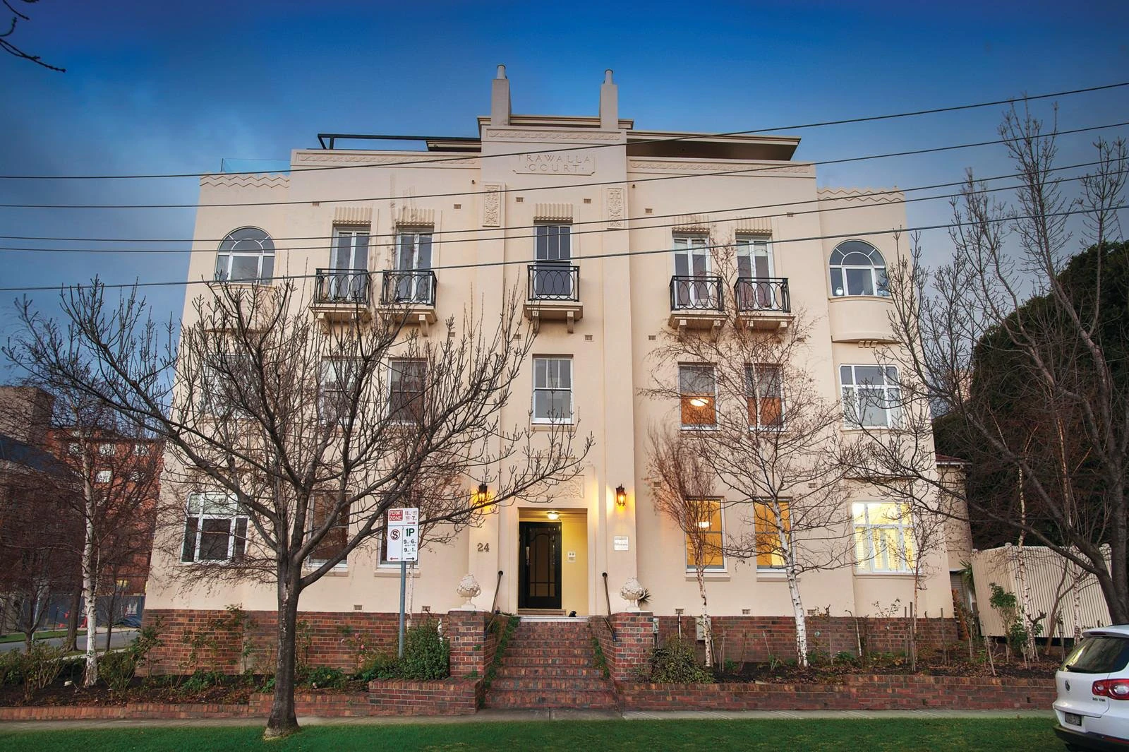 2/4 Lascelles Avenue, Toorak, VIC